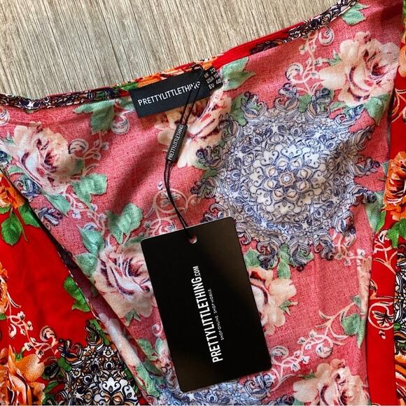Pretty Little Things Red Floral Kimono Size 16 NWT - Picture 2 of 4